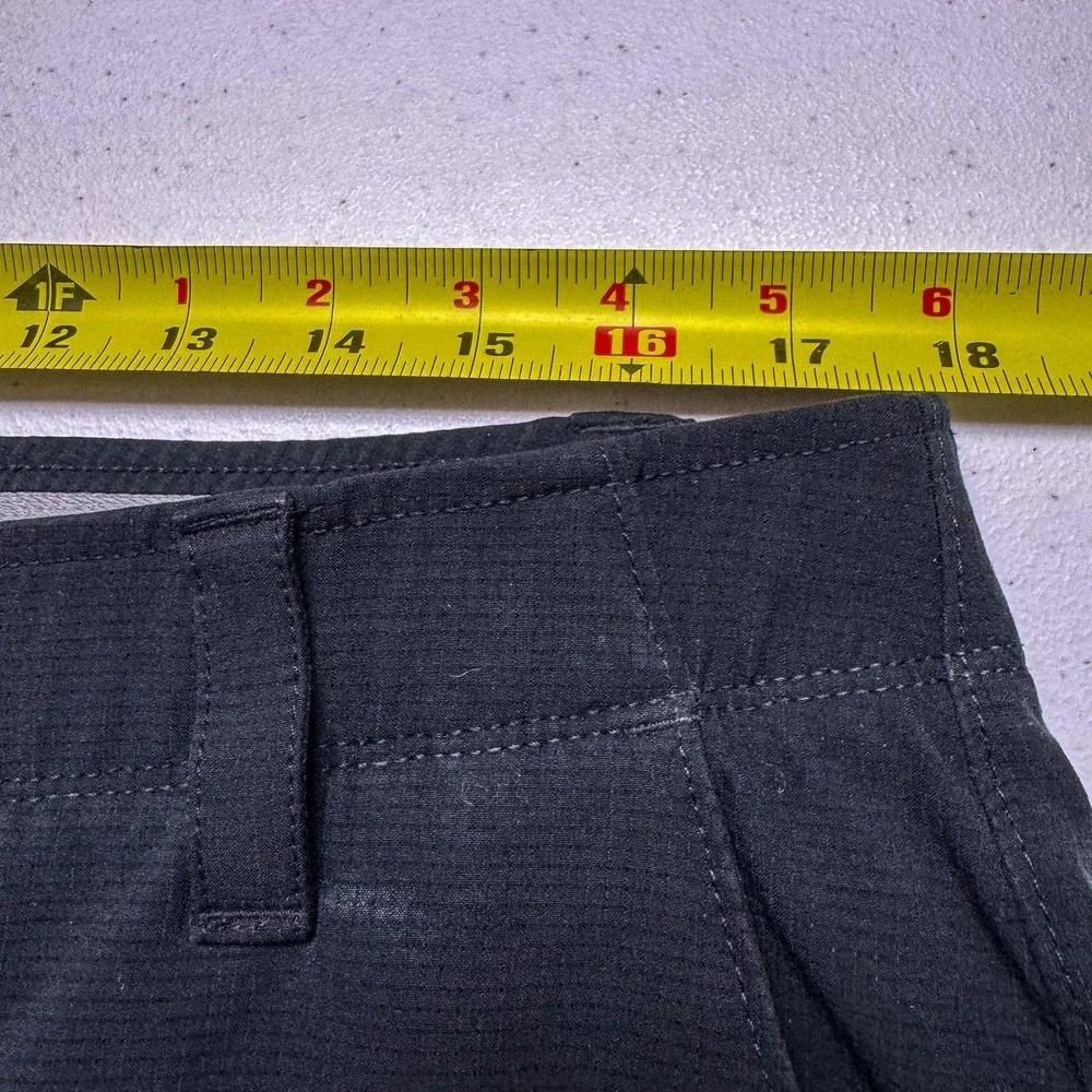 Under Armour Pants Mens 36 Black Golf Loose Fit Performance Stretch Casual 36x29
